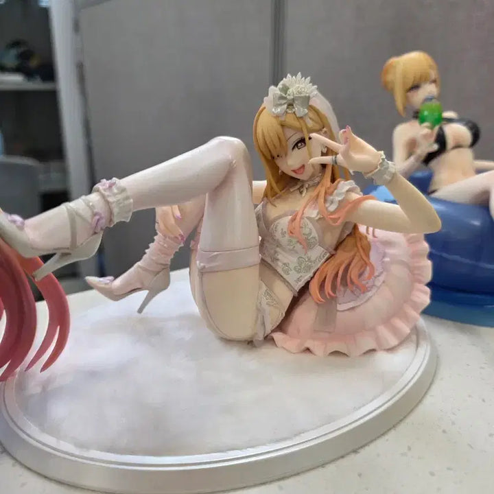 [BUNJANG] Marine Marine Character Figure Wedding Version / 마린마린 캐릭터 피규어 웨딩 버전 팝니다!!