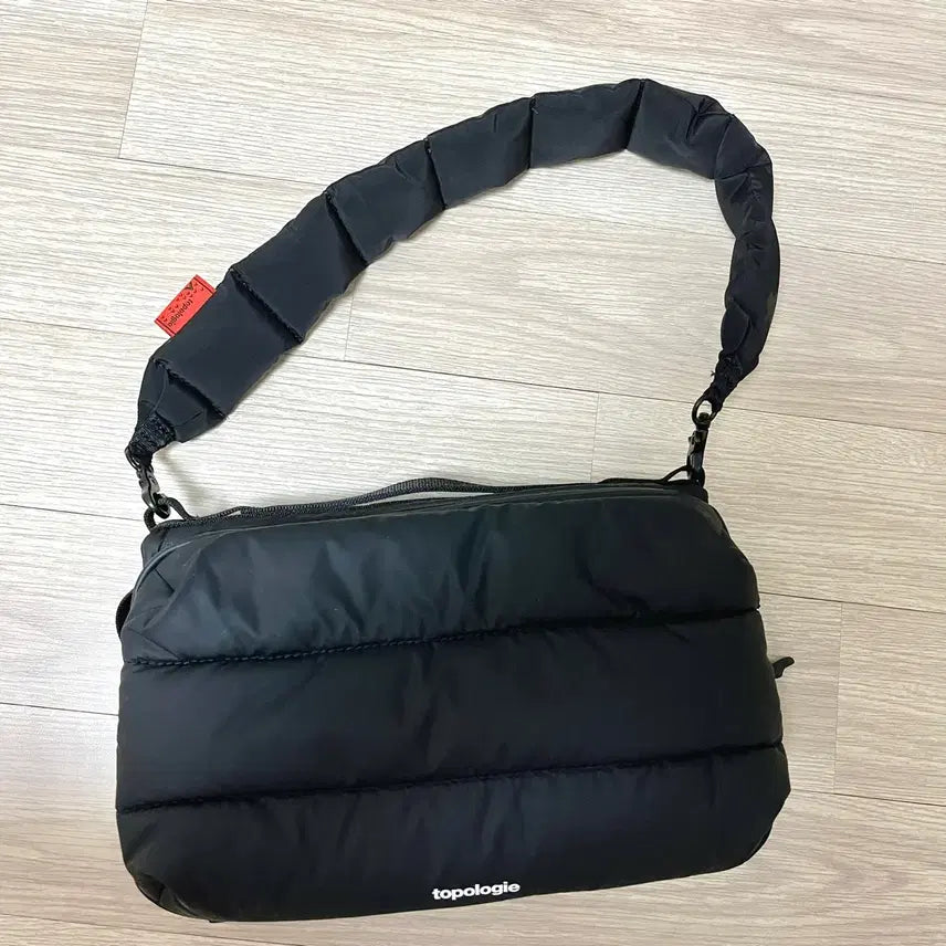 [SOLD OUT] 토폴로지 보틀 사코슈백 라지