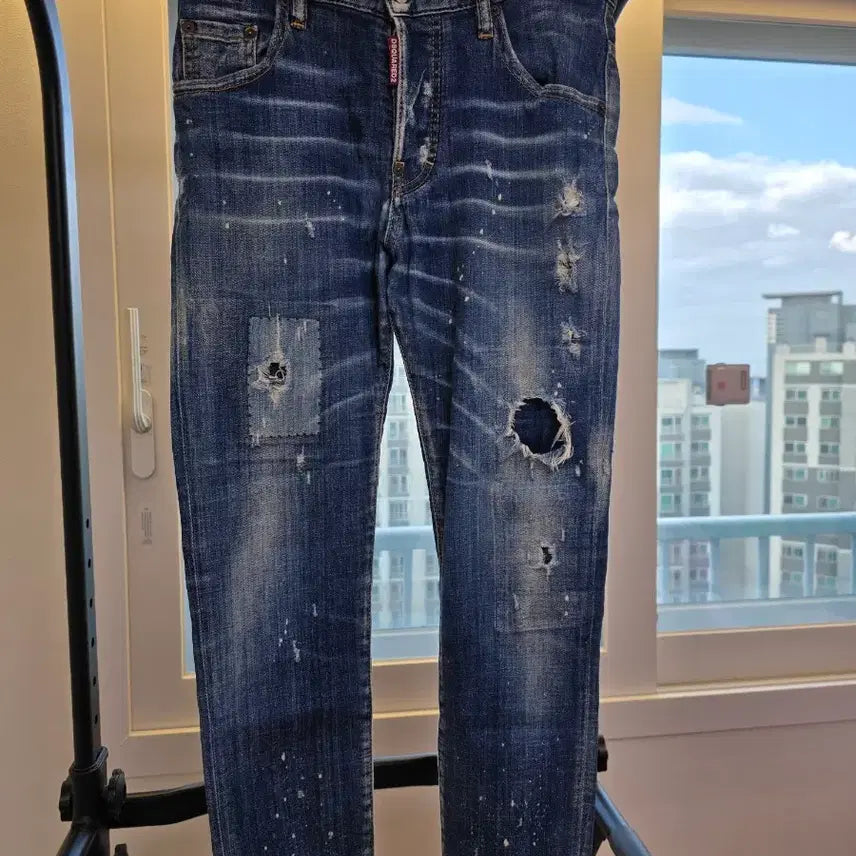 [SOLD OUT] 정품 디스퀘어드2 캣워싱 스케이터핏 44