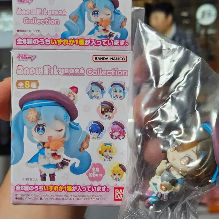 [BUNJANG] Hatsune Miku Snow Miku Meiko Figure (2026) / 2026 유키미쿠 스노우미쿠 메이코 피규어