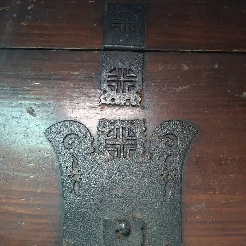 [BUNJANG] Antique Iron Hinged Bandaji Chests (Set of 2) / 무쇠경첩 반닫이2개