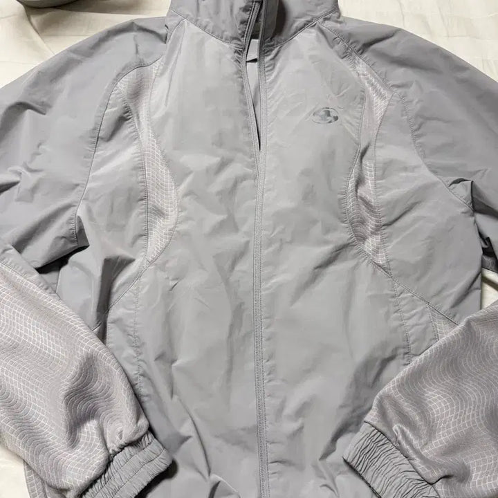 [BUNJANG] Sansan Gear Grey Windbreaker Jumper / 산산기어 회색 바람막이 점퍼