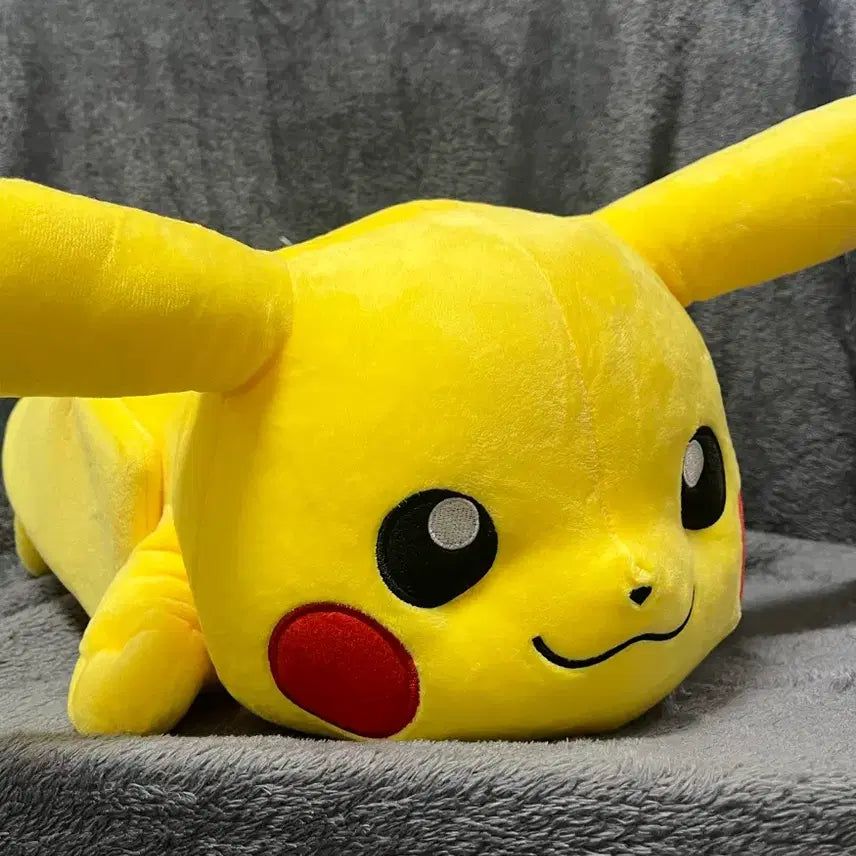 [BUNJANG] Pokemon Pikachu Medium Plush (40cm) / 포켓몬스터 피카츄 인형 피카츄 중형인형