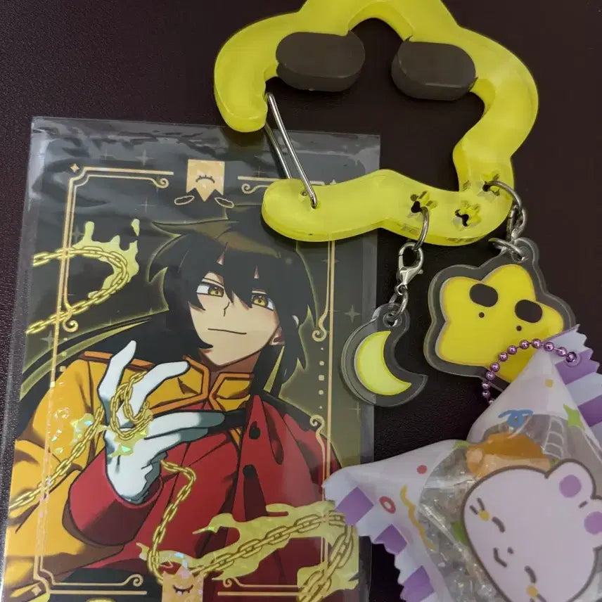 [BUNJANG] Pixelie Kakbyeol Acrylic Carabiner &amp; Galaxy Goods Illustration Card Bundle Set / 픽셀리 각별 아크릴 카라비너 은하수잡화점 은잡 일러스트카드 양도