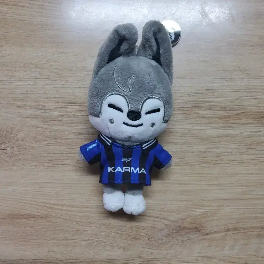 [BUNJANG] Stray Kids Karma Wolfchan Doll / 카르마 스키주 인형 울프찬 판매합니다