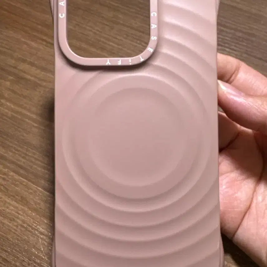 [BUNJANG] CASETiFY 15 Pro Case Oat / 케이스티파이 15프로 케이스