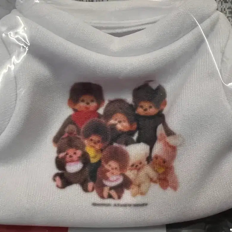 [SOLD OUT] 몬치치 유니클로 한정판