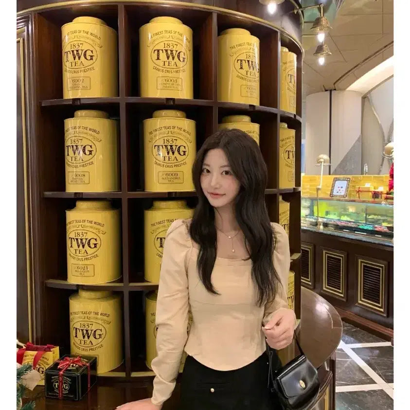 [BUNJANG] JENNIE O Clean Square Blouse Beige / 제니오 클린스퀘어 블라우스 베이지