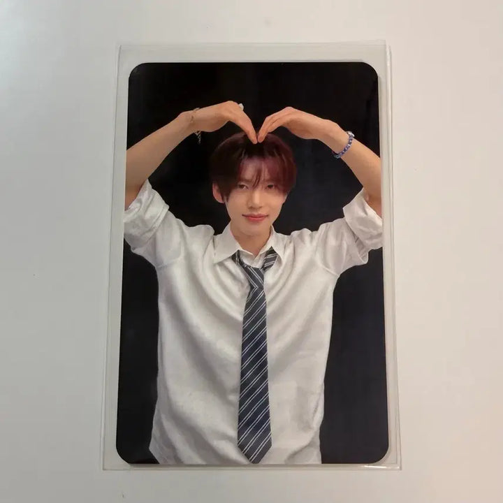 [BUNJANG] ANDWAVE Han YuJin WithMusic Lucky Draw POB Photocard / 앤더블 한유진 위드뮤 앨포 럭드 미공포 양도 포카