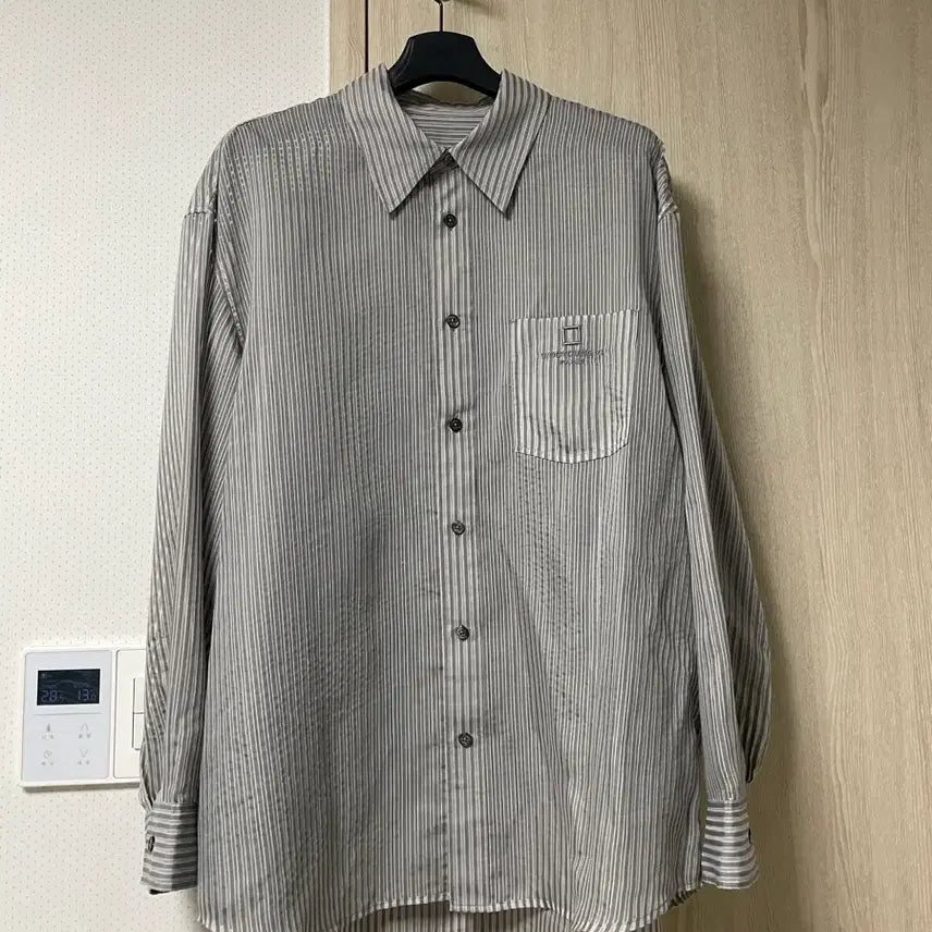 [BUNJANG] Wooyoungmi 25SS Grey Sheer Stripe Shirt Size 50 / 50사이즈 새상품, 우영미 25ss 그레이 시어 스트라이프 셔츠
