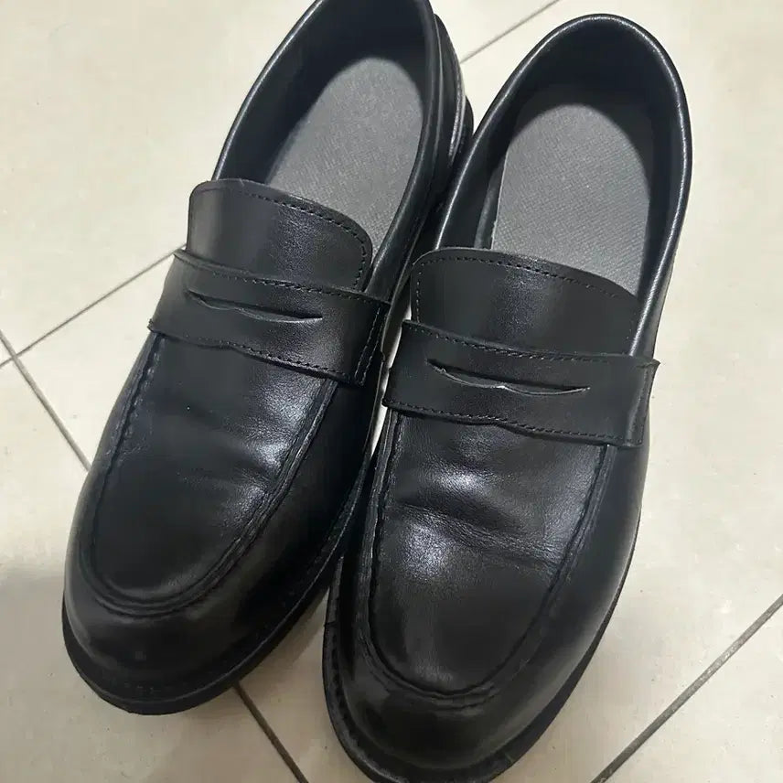 [BUNJANG] Romantic Move New Lug Loafers Size 275 / 로맨틱무브 뉴러그 로퍼 275
