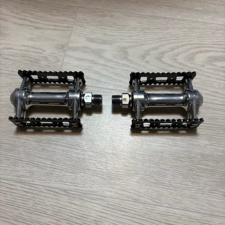 [BUNJANG] MKS Sylvan Stream Pedals for Pixie Minivelo / MKS 실반 스트림 페달 픽시 미니벨로 페달