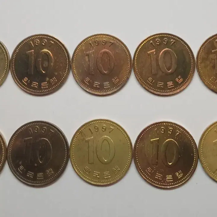 [BUNJANG] 1997 10 Won Coins Bundle (10 pcs) / 1997년 10원 동전 10개 일괄