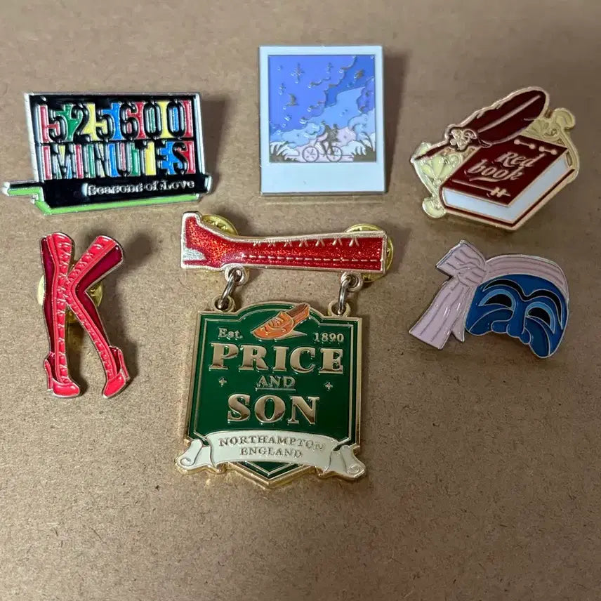 [BUNJANG] Kinky Boots Musical Pin Badge / 뮤지컬 킹키부츠 굿즈 md 뱃지