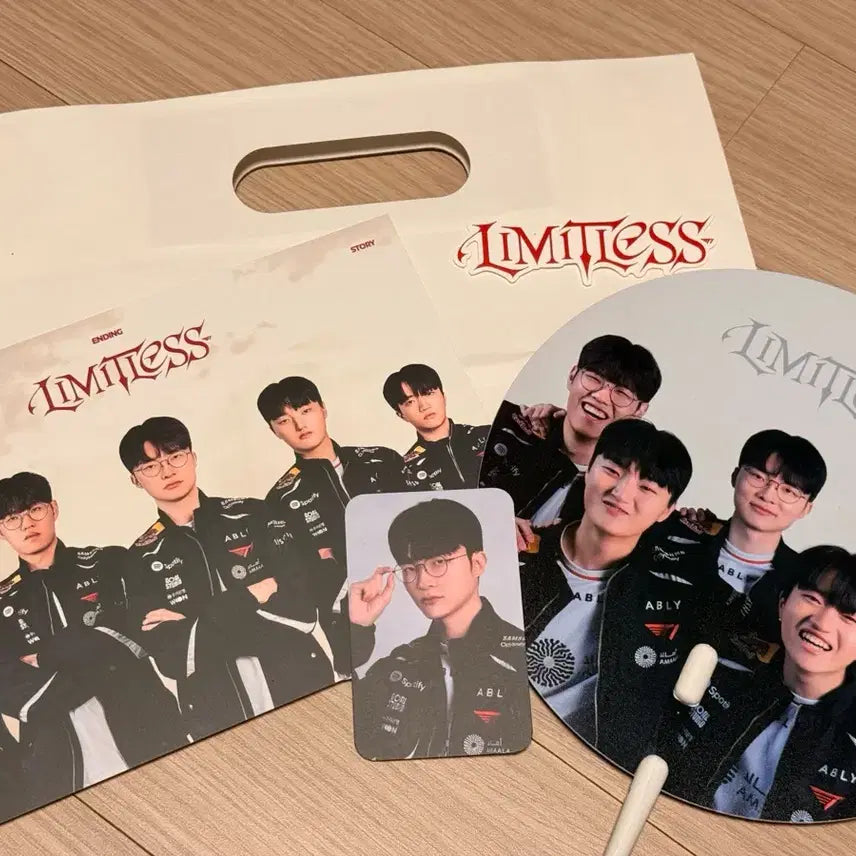 [BUNJANG] T1 Faker T1 Zone Photocard Set / 로드투 msi T1 부스 페이커 포토카드 굿즈 티원존