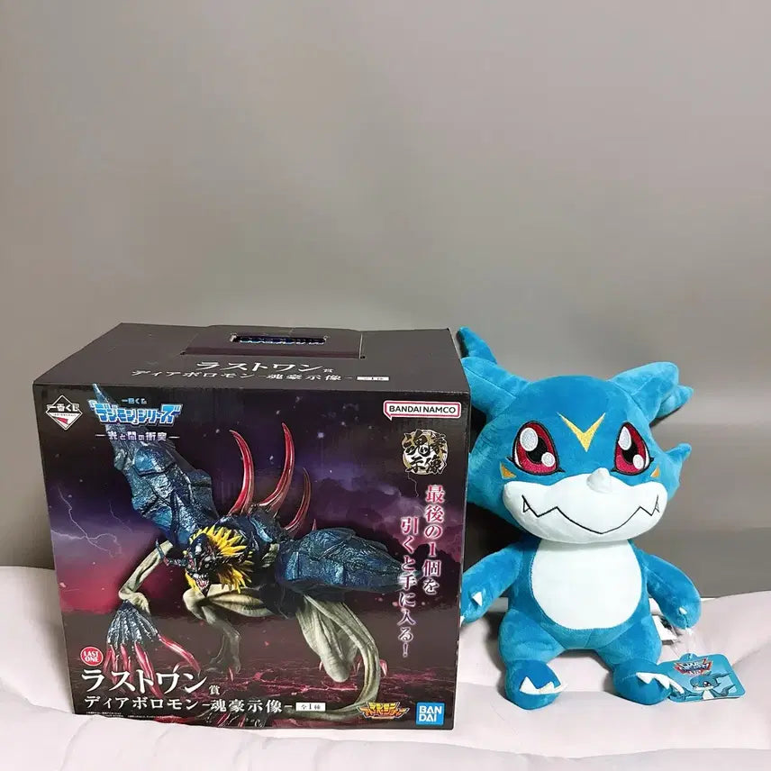 [BUNJANG] Digimon Diablomon Figure &amp; V-mon Plush Bundle / 디지몬 디아블로몬 피규어 브이몬인형 일괄