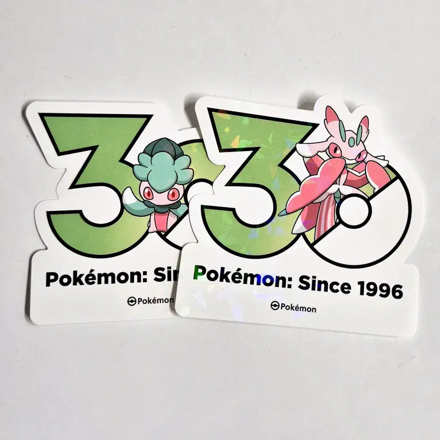 [BUNJANG] Pokemon 30th Anniversary Logo Sticker - Chandelure / [판매/교환] 포켓몬 30주년 로고 스티커 짜랑랑 짜란티스