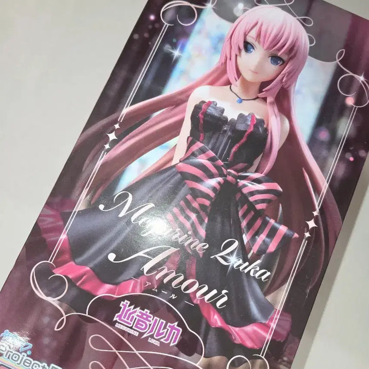 [BUNJANG] Megurine Luka Amour Figure (Unassembled) / 미사용 메구리네 루카 아무르 피규어