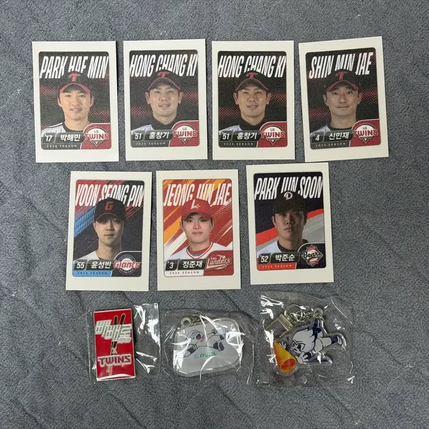 [BUNJANG] Lotte Wellfood KBO Collaboration Goods / 교환/판매) 롯데웰푸드 KBO 콜라보 굿즈