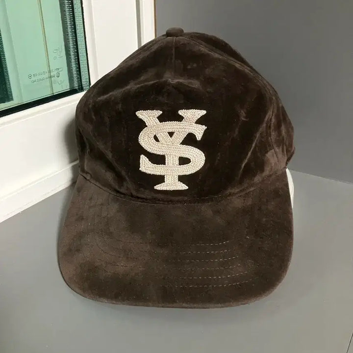 [BUNJANG] Sunday Ceremony SY Logo Cap Brown / 선데이세레머니 SY 로고 캡 브라운