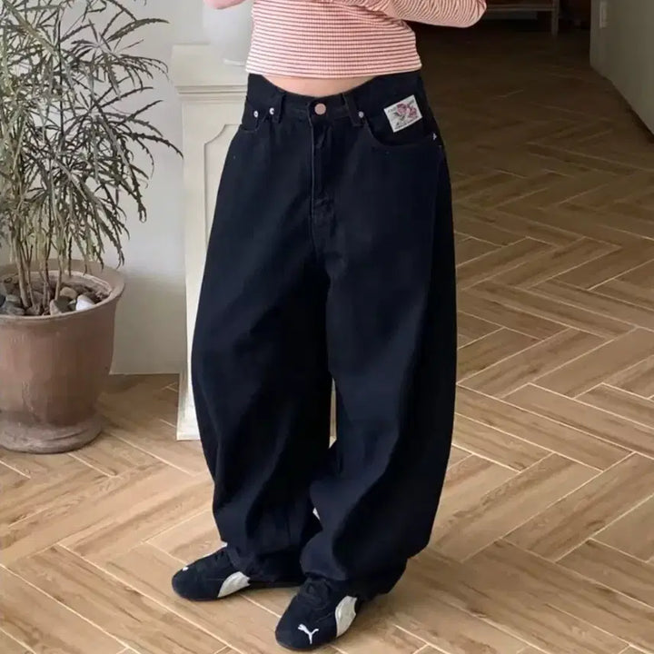 [BUNJANG] High-Quality Pink Lettering Balloon Fit Dark Wash Denim Wide Pants / (당일발송)고퀄 존예핏 핑크 레터링 벌룬핏 진청 데님