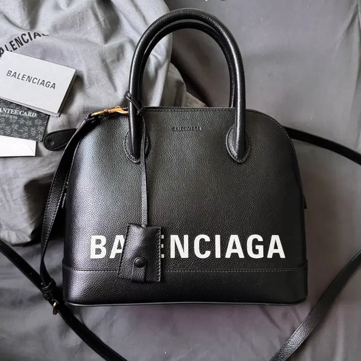[BUNJANG] Balenciaga B.52 Top Small Black Tote Bag / 발렌시아가 빌탑 스몰 블랙 토트백 크로스백