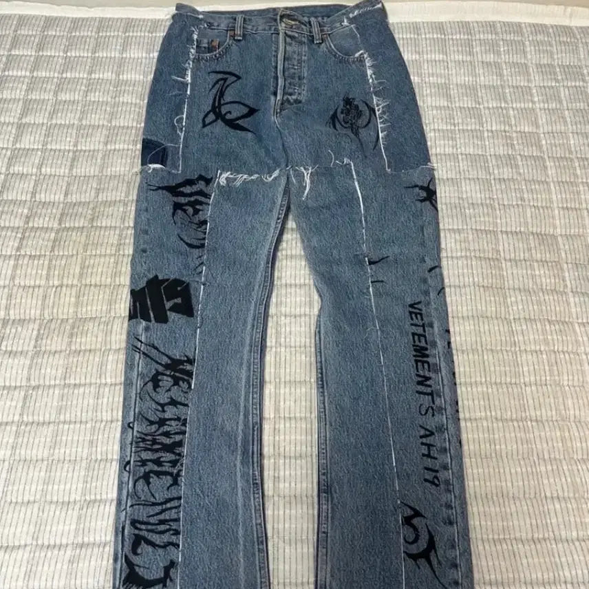 [BUNJANG] VETEMENTS x Levi&