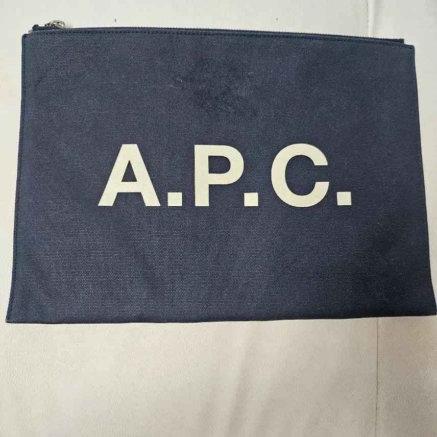 [BUNJANG] A.P.C. Navy Canvas Pouch / A.P.C. 파우치 네이비