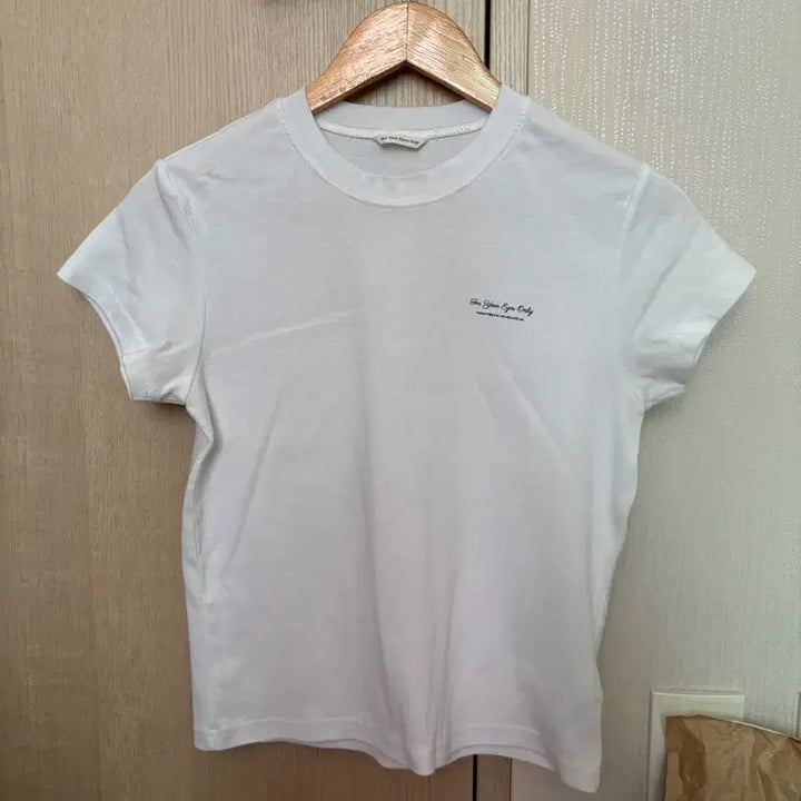[BUNJANG] For Your Eyes Only Soft Logo T-Shirt White M / 포유어아이즈온리 soft logo t-shirt white m
