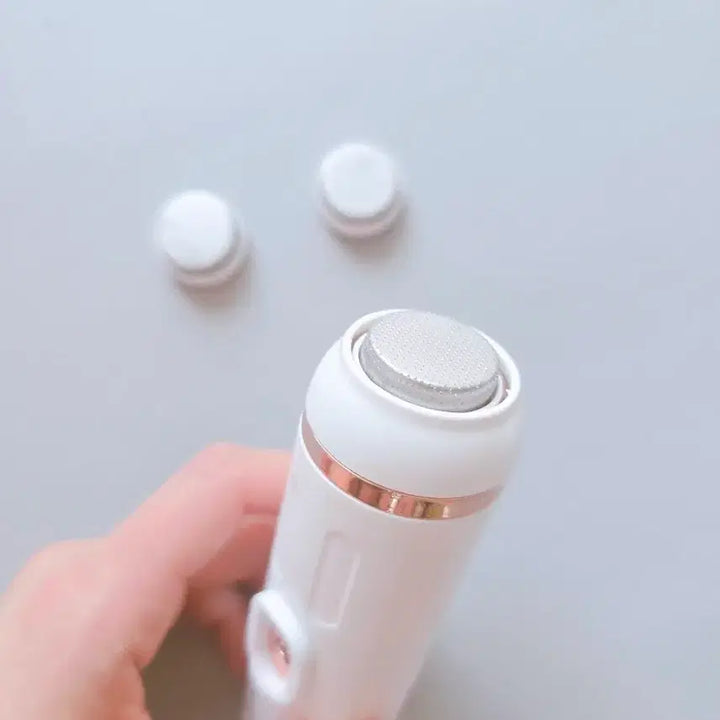 [BUNJANG] Electric Foot Callus Remover White with 2 Heads / 전동 발 각질 제거기 화이트 2종 헤드 포함 새상품