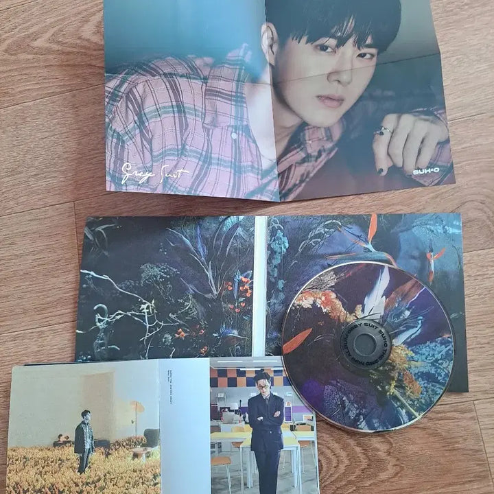 [BUNJANG] EXO SUHO Grey Suit Album / 수호 Grey Suit SUHO 앨범