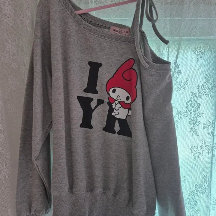 [BUNJANG] Wai Kei My Melody Collaboration Sweatshirt / wai kei 마이멜로디 콜라보 맨투맨