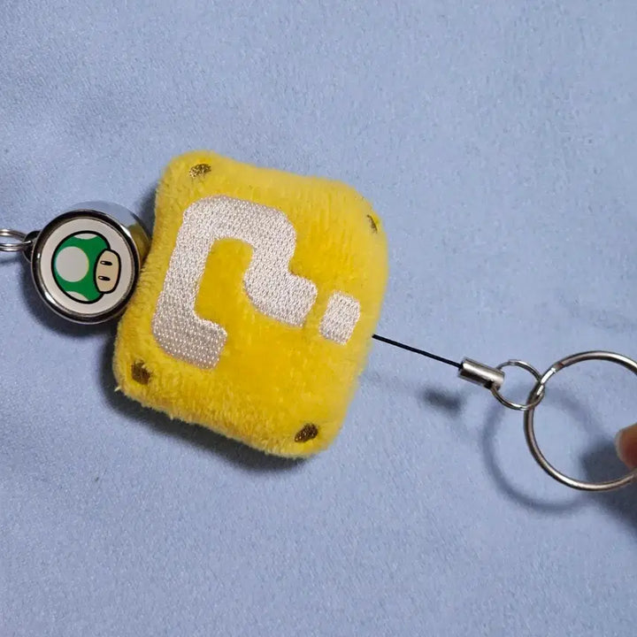 [BUNJANG] Universal Studios Japan (USJ) Super Nintendo World Super Mario Question Block Reel Keychain / 유니버설 스튜디오 재팬(USJ) 슈퍼 닌텐도 월드 슈퍼마리오 키링