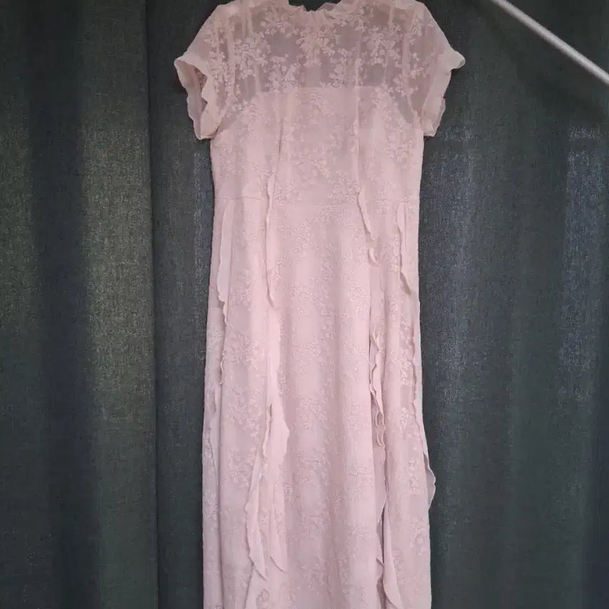 [SOLD OUT] 새상품급)자수 드레스