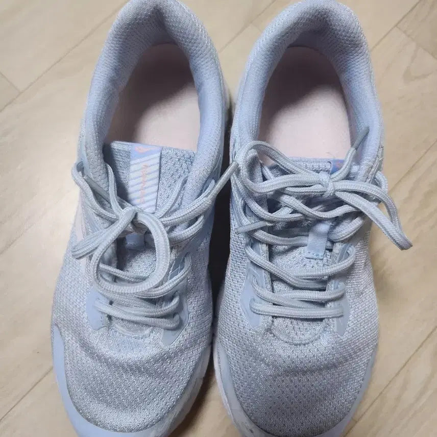 [BUNJANG] Pro-Specs Sneakers Size 240 / 프로스펙스 운동화 240