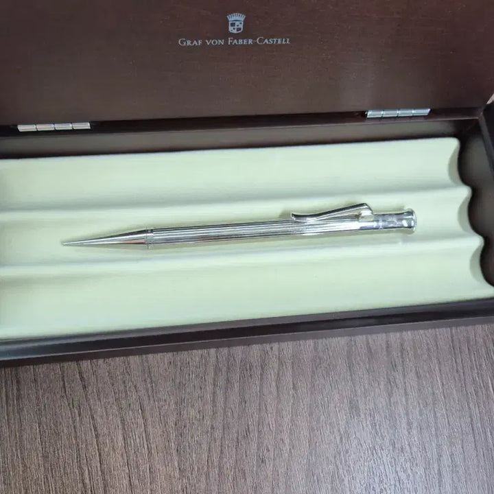 [BUNJANG] Graf von Faber-Castell Platinum Mechanical Pencil &amp; Waterman Ballpoint Pen Set / 그라폰 파버카스텔 백금 샤프 워터맨 볼펜 30만원에 판매합니다(일괄판매)