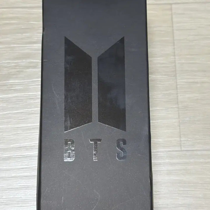 [BUNJANG] BTS ARMY BOMB Keyring (Sealed) / (미개봉. 키링) BTS 방탄소년단 응원봉 사미밤 아미밤 키링