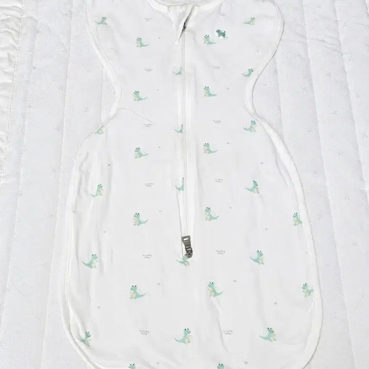 [BUNJANG] Blue Dog Dinosaur Swaddle UP, Size S / 블루독 용 스와들업 S 사이즈 (상태 좋음)