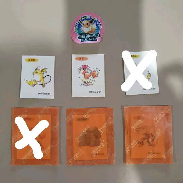 [BUNJANG] Pokemon 30th Anniversary Sticker Set (6 Types) - Featuring Raichu, Ivysaur, and more / 포켓몬 30주년 기념 띠부씰 6종 라이츄, 이상해씨 등