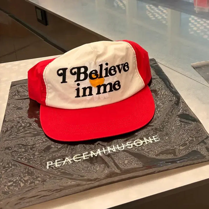[BUNJANG] PEACEMINUSONE 5 Panel Ball Cap Red / 피마원 베르디 모자 피스마이너스원 5 패널 볼캡 레드 지디 지드래곤
