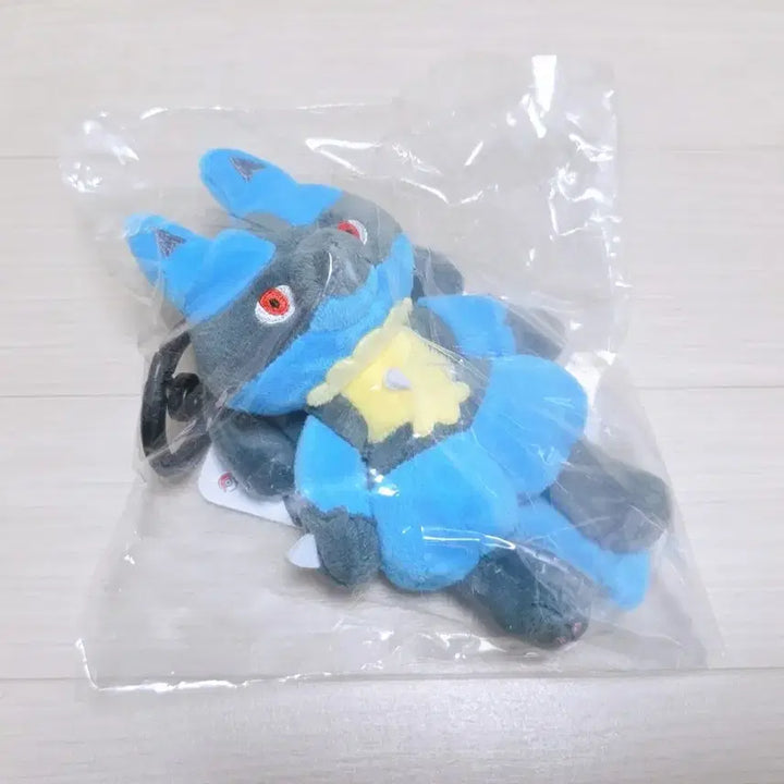 [BUNJANG] Pokemon Lucario Nagano Training Mascot Keychain / 포켓몬 포켓몬스터 루카리오 나가노 특훈중 마스코트 키링 양도 판매