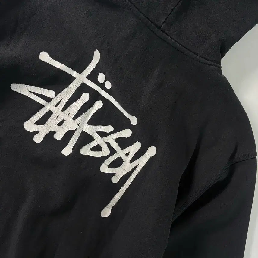[BUNJANG] Stussy Basic Pigment Dyed Black Hoodie / Stussy  스투시 베이직 피그먼트 다이드 블랙 후드티