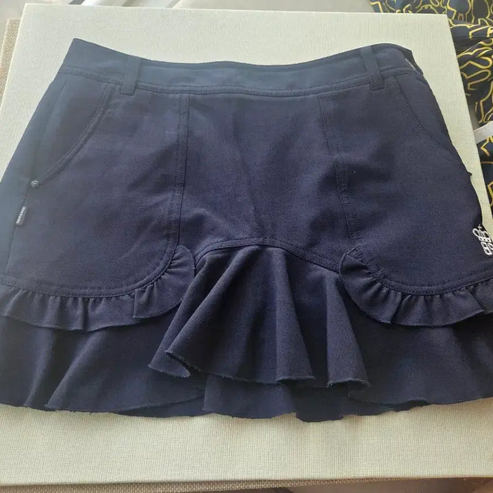 [BUNJANG] PARIGATES Golf Skirt Navy Frill Detail / 파리게이츠 스커트