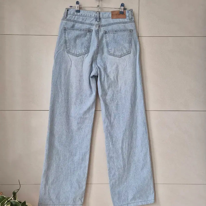 [SOLD OUT] 노운베러 세미스트레이트 데님 팬츠 m