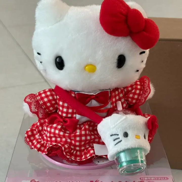 [BUNJANG] Hello Kitty Starter Pittotto Doll / 헬로키티 스타터 피탓토 인형