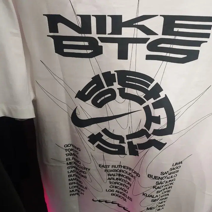 [BUNJANG] Nike x BTS Collaboration White T-Shirt / nike  BTS  L 105 반팔 흰색
