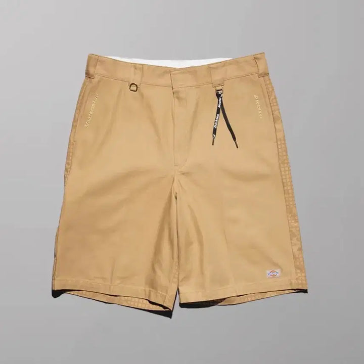 [BUNJANG] Dickies x Mastermind World Work Shorts (L) / 디키즈 X 마스터마인드 워크쇼츠(L)