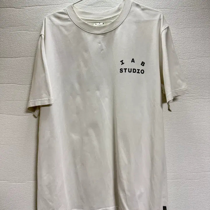 [BUNJANG] IAB STUDIO Logo Short Sleeve T-Shirt White / IAB STUDIO 반팔 티셔츠 화이트