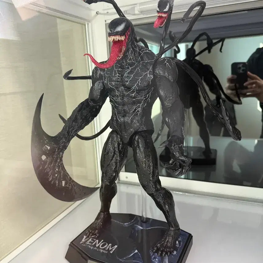 [SOLD OUT] 핫토이 베놈2