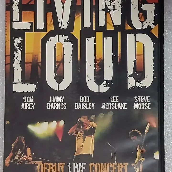 [BUNJANG] Living Loud 2004 Debut Live Concert DVD / (영상) DVD 리빙 라우드 데뷔 라이브 콘서트 2004